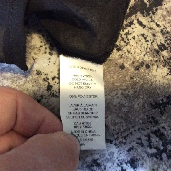 U2B. Sheer LS button up - Picture 4 of 8